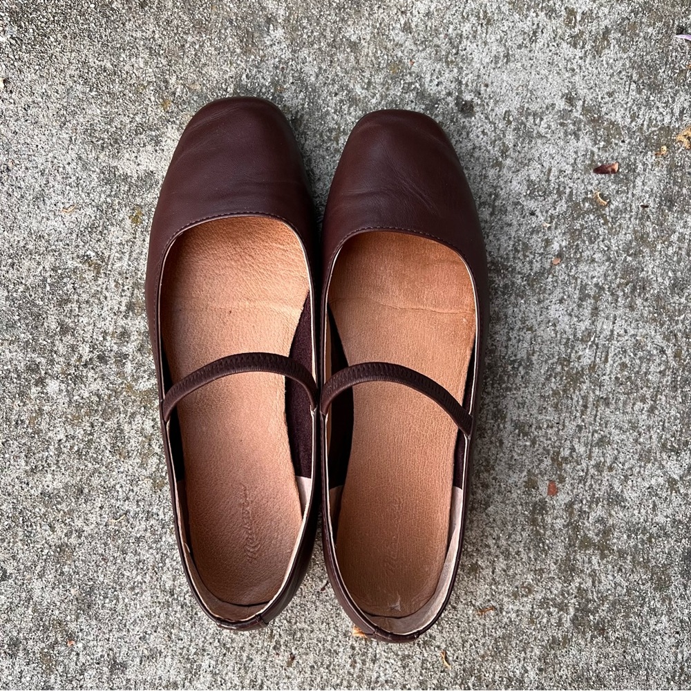 Madewell | Greta Brown Leather Flats Maryjanes GUC - Picture 2 of 9